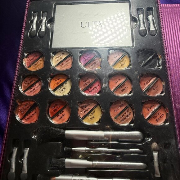 📌Ulta Beauty 90 Pieses Makeup Kit For Women - Girls - Picture 4 of 10